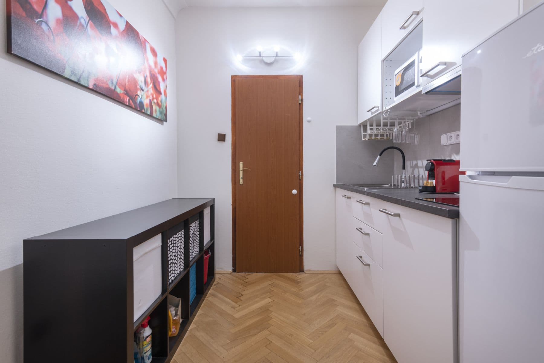 Prenájom bytu 40 m², Šporkova, Praha, Praha Prenájom bytu 40 m², Šporkova, Praha, Praha