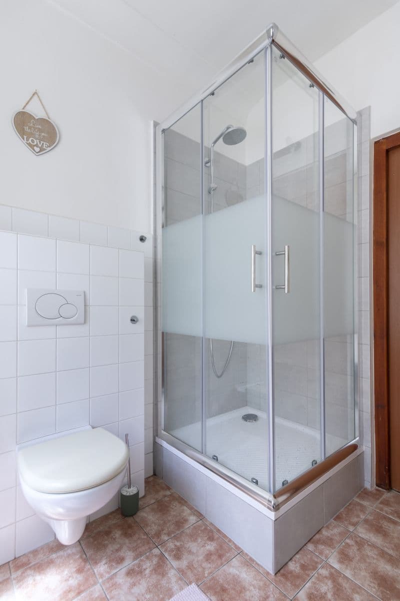 Prenájom bytu 40 m², Šporkova, Praha, Praha Prenájom bytu 40 m², Šporkova, Praha, Praha