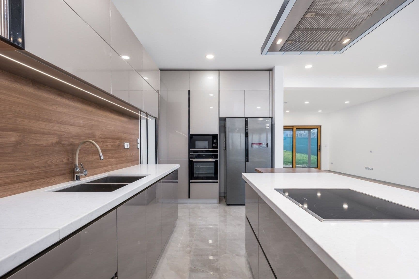 Predaj domu 320 m², pozemek 814 m², U Rybníčka, Vysoký Újezd, Středočeský kraj Predaj domu 320 m², pozemek 814 m², U Rybníčka, Vysoký Újezd, Středočeský kraj