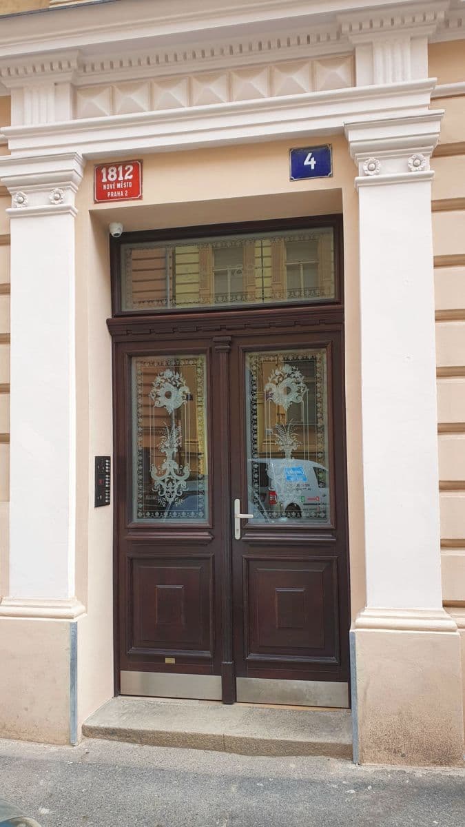 Prenájom bytu 65 m², Tyršova, Praha, Praha Prenájom bytu 65 m², Tyršova, Praha, Praha