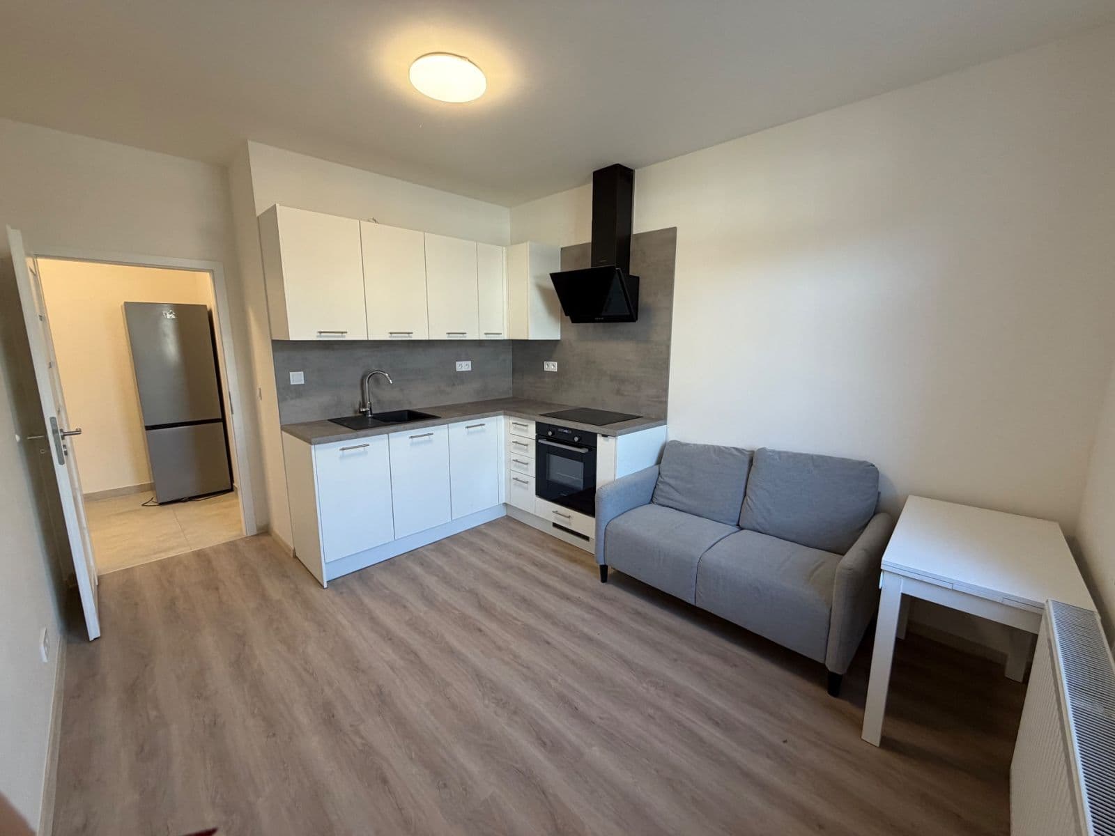 Prenájom bytu 2-izbový 40 m², V Zahradách, Praha, Praha Prenájom bytu 2-izbový 40 m², V Zahradách, Praha, Praha