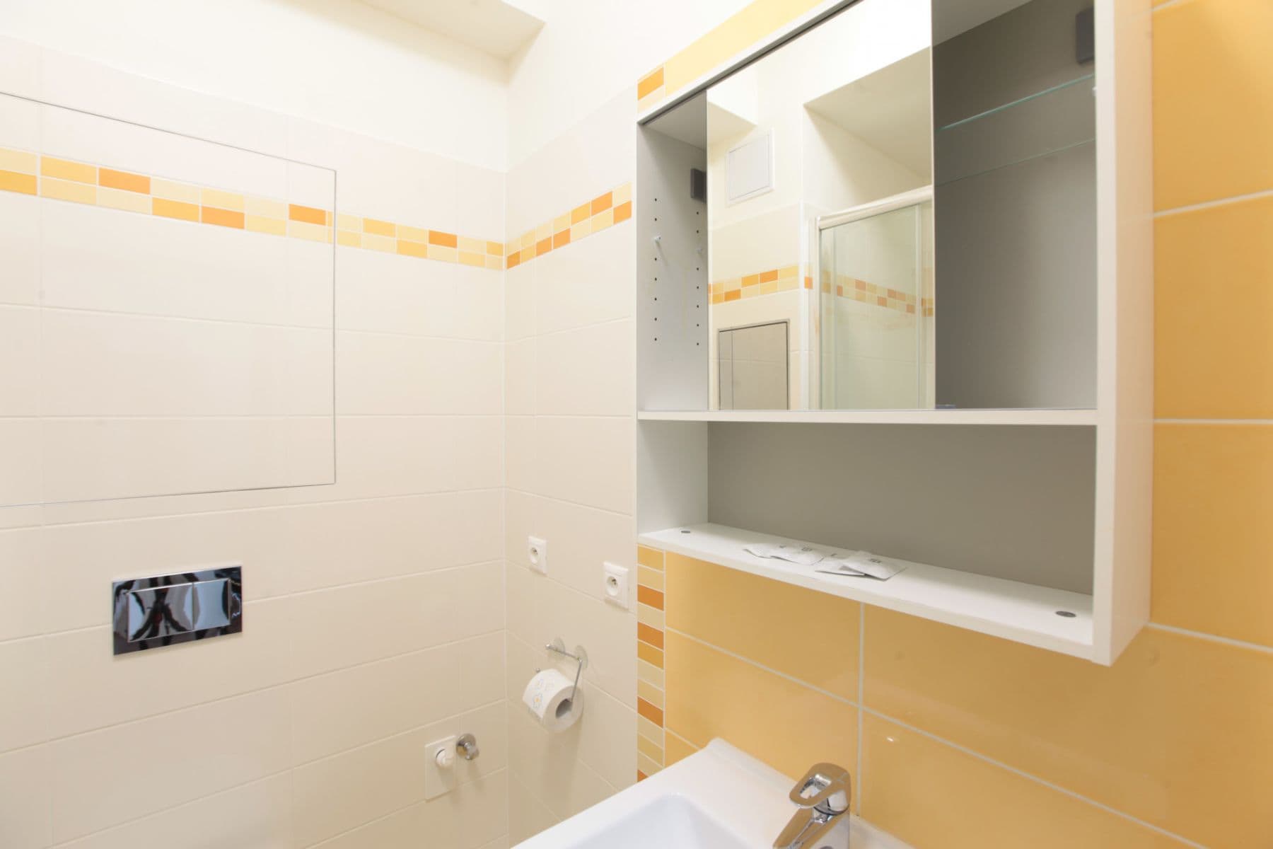 Prenájom bytu 25 m², Freyova, Praha, Praha Prenájom bytu 25 m², Freyova, Praha, Praha