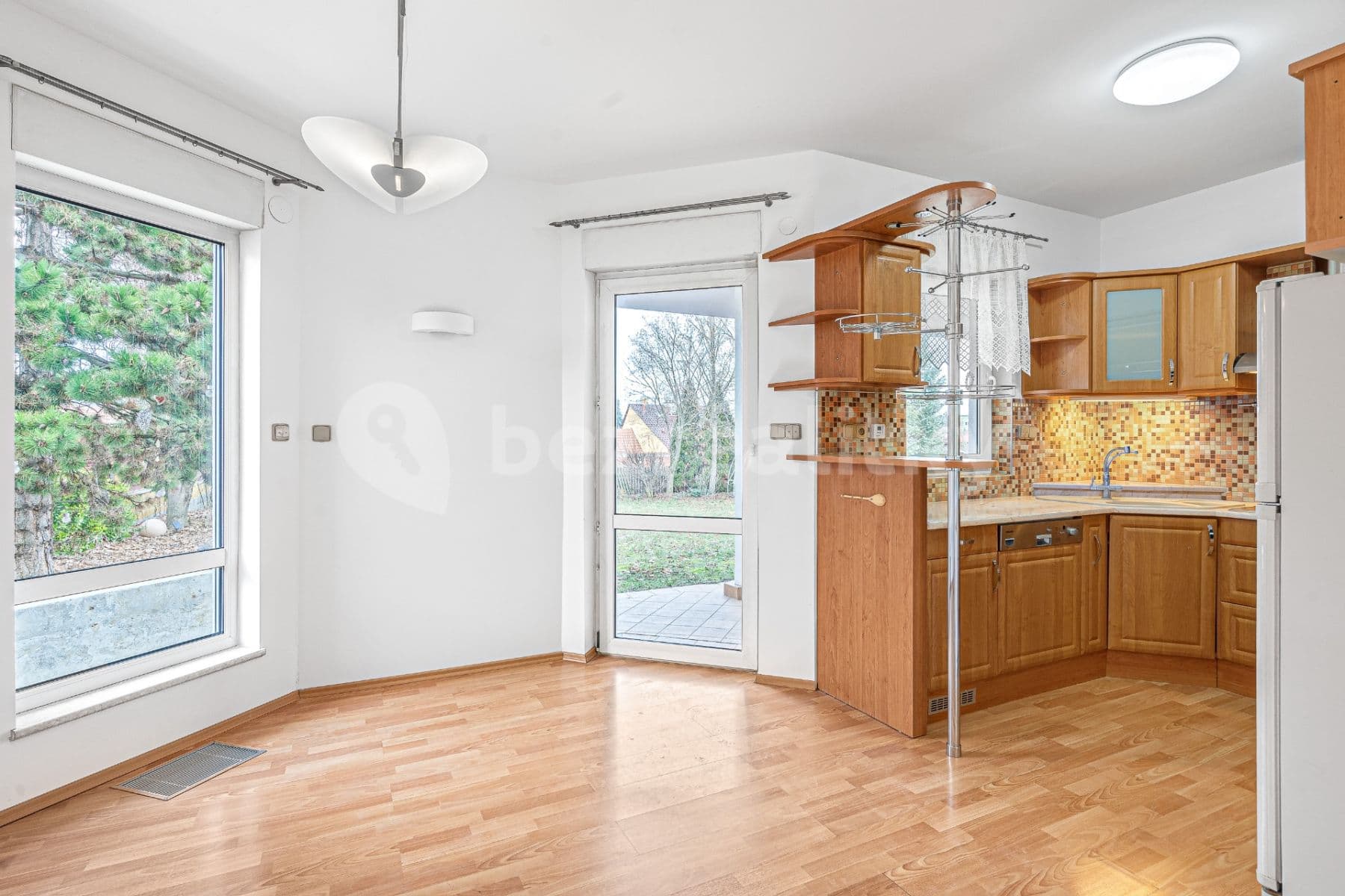 Prenájom domu 300 m², pozemok 1.100 m², Dobrovského, Rajhrad, Jihomoravský kraj Prenájom domu 300 m², pozemok 1.100 m², Dobrovského, Rajhrad, Jihomoravský kraj