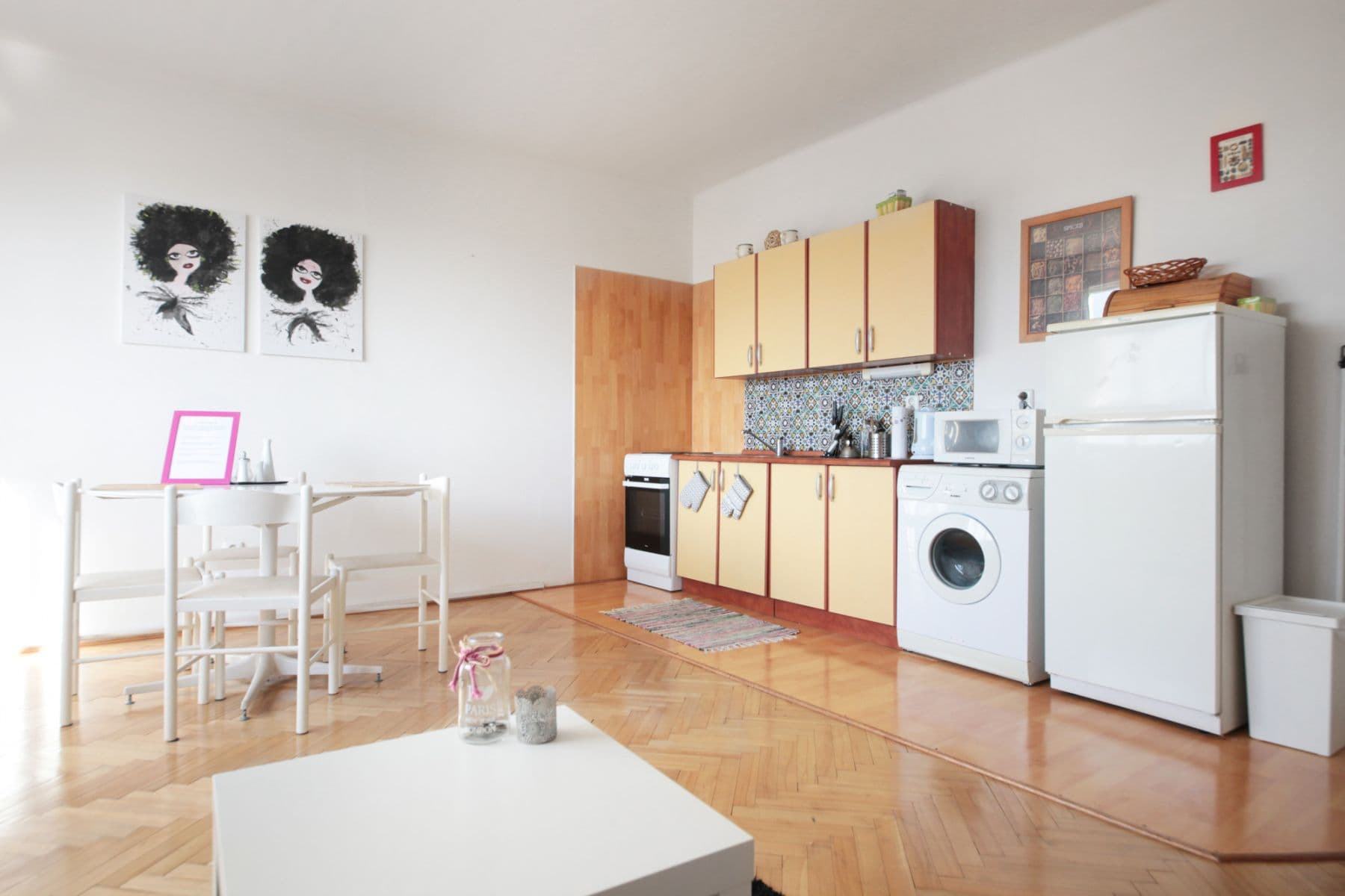 Prenájom bytu 87 m², náměstí Před Bateriemi, Praha, Praha Prenájom bytu 87 m², náměstí Před Bateriemi, Praha, Praha