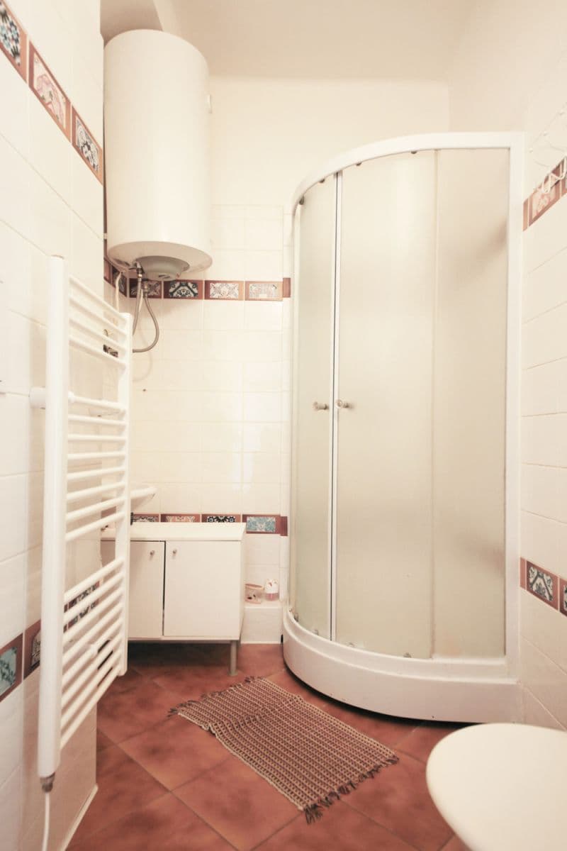 Prenájom bytu 87 m², náměstí Před Bateriemi, Praha, Praha Prenájom bytu 87 m², náměstí Před Bateriemi, Praha, Praha