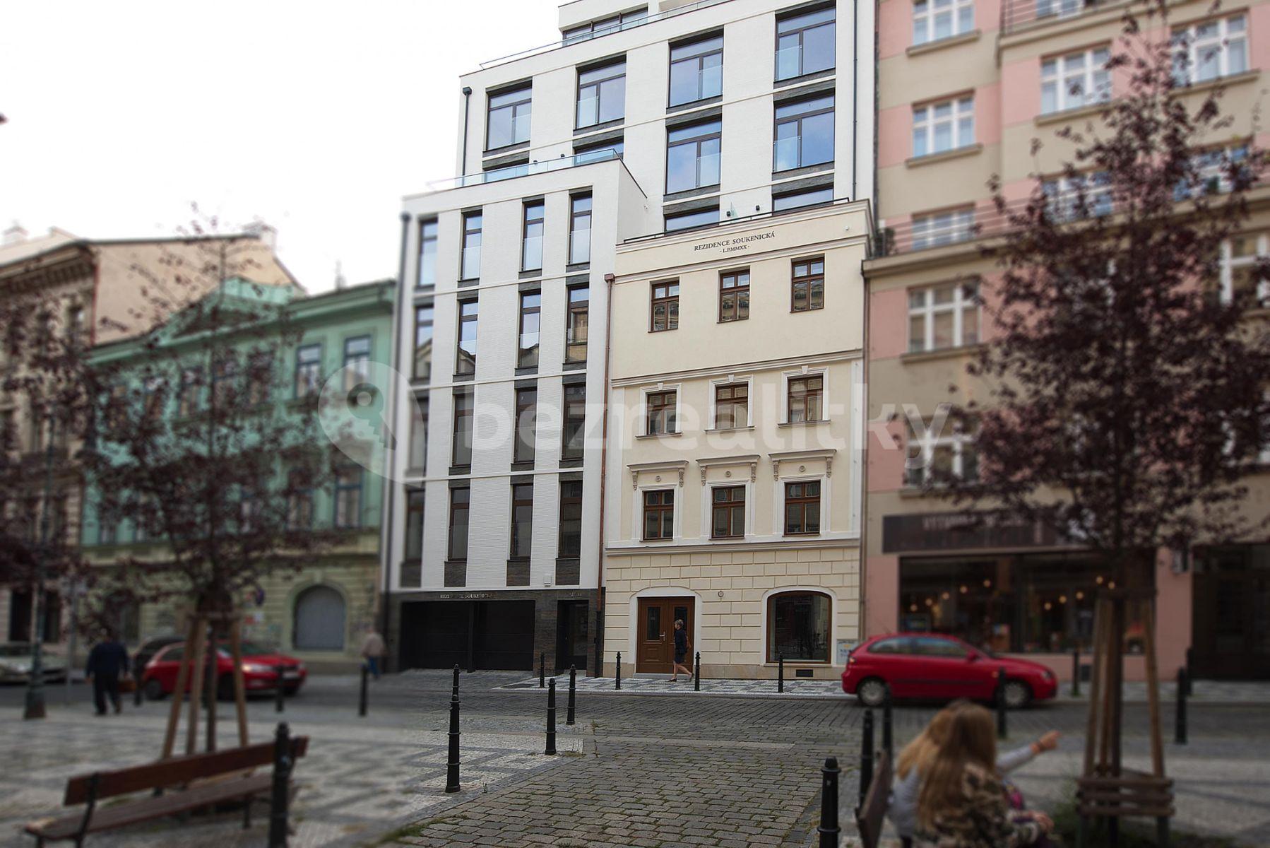 Prenájom bytu 3-izbový 90 m², Soukenická, Praha, Praha