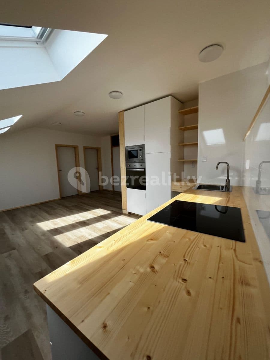 Prenájom bytu 3-izbový 76 m², Trnkova, Brno, Jihomoravský kraj Prenájom bytu 3-izbový 76 m², Trnkova, Brno, Jihomoravský kraj