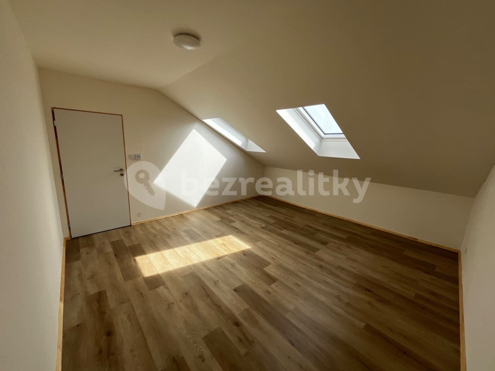 Prenájom bytu 3-izbový 76 m², Trnkova, Brno, Jihomoravský kraj Prenájom bytu 3-izbový 76 m², Trnkova, Brno, Jihomoravský kraj