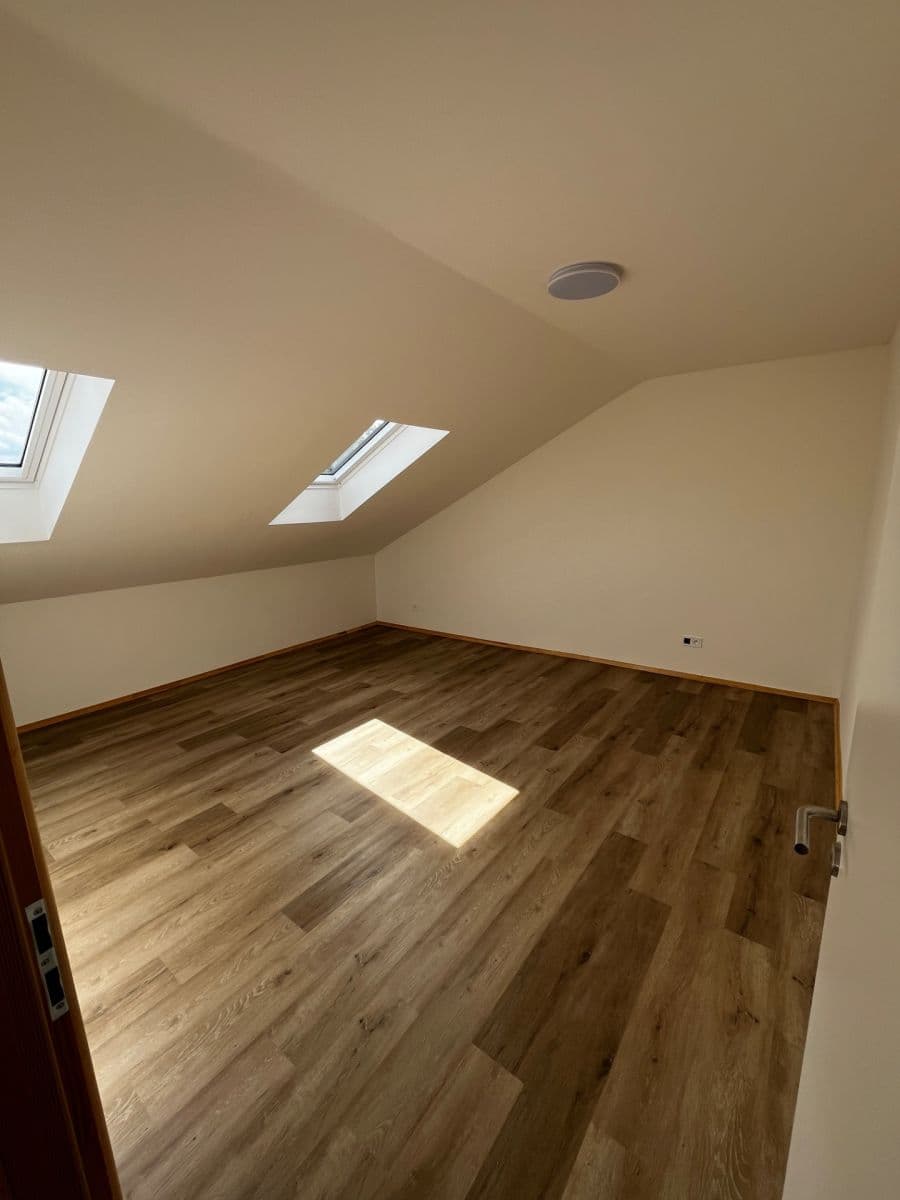 Prenájom bytu 3-izbový 76 m², Trnkova, Brno, Jihomoravský kraj Prenájom bytu 3-izbový 76 m², Trnkova, Brno, Jihomoravský kraj