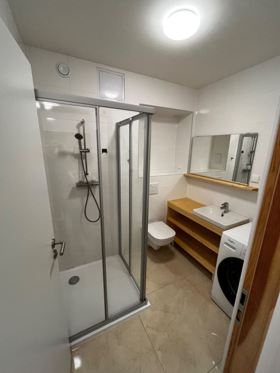 Prenájom bytu 3-izbový 76 m², Trnkova, Brno, Jihomoravský kraj Prenájom bytu 3-izbový 76 m², Trnkova, Brno, Jihomoravský kraj