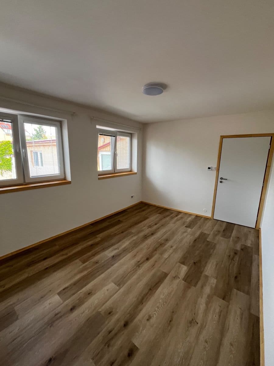 Prenájom bytu 3-izbový 76 m², Trnkova, Brno, Jihomoravský kraj Prenájom bytu 3-izbový 76 m², Trnkova, Brno, Jihomoravský kraj