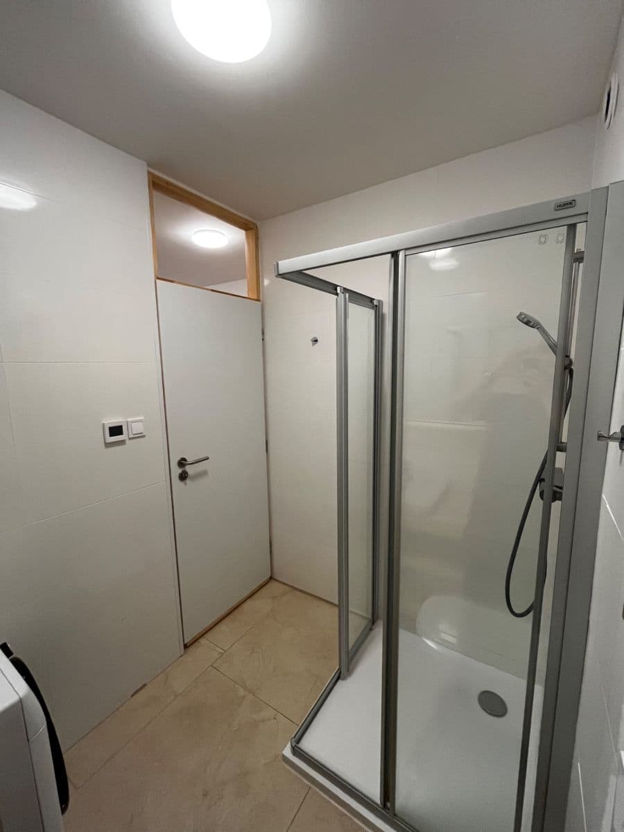 Prenájom bytu 3-izbový 76 m², Trnkova, Brno, Jihomoravský kraj Prenájom bytu 3-izbový 76 m², Trnkova, Brno, Jihomoravský kraj