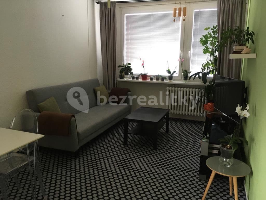 Prenájom bytu 3-izbový 55 m², Smotlachova, Praha, Praha Prenájom bytu 3-izbový 55 m², Smotlachova, Praha, Praha