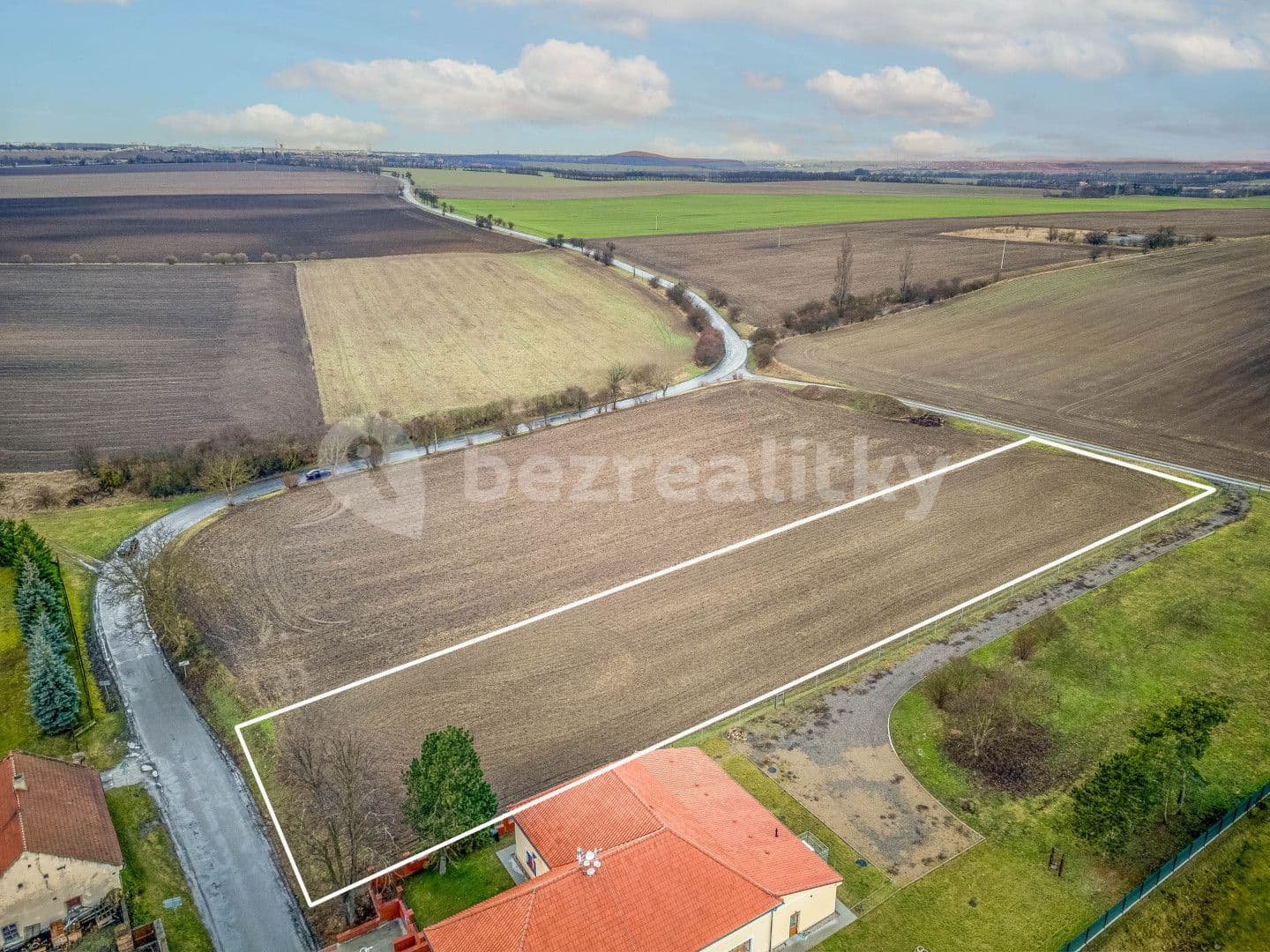 Predaj pozemku 6.510 m², Číčovice, Středočeský kraj