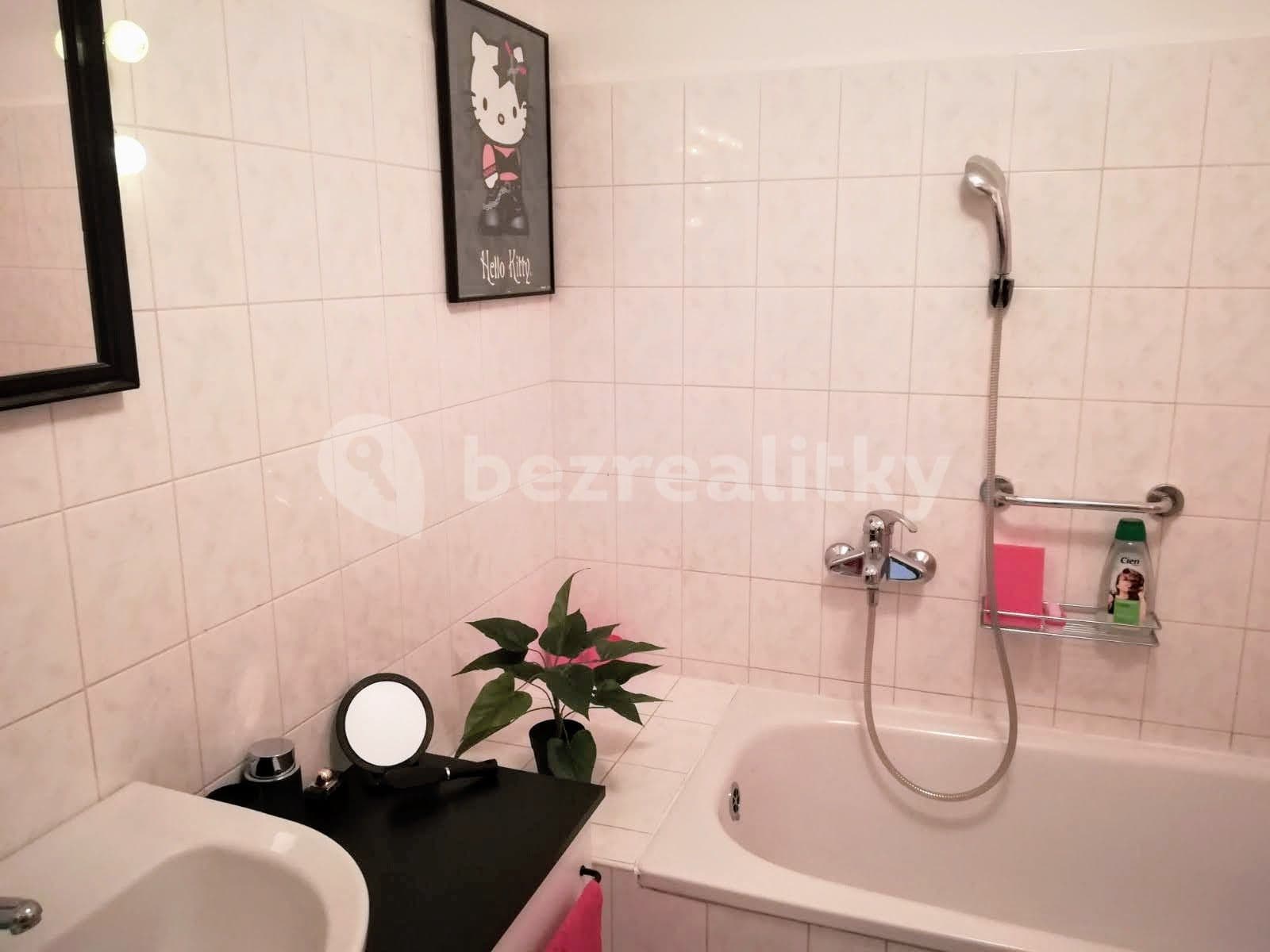 Prenájom bytu 1-izbový 59 m², Plzeň, Plzeňský kraj Prenájom bytu 1-izbový 59 m², Plzeň, Plzeňský kraj