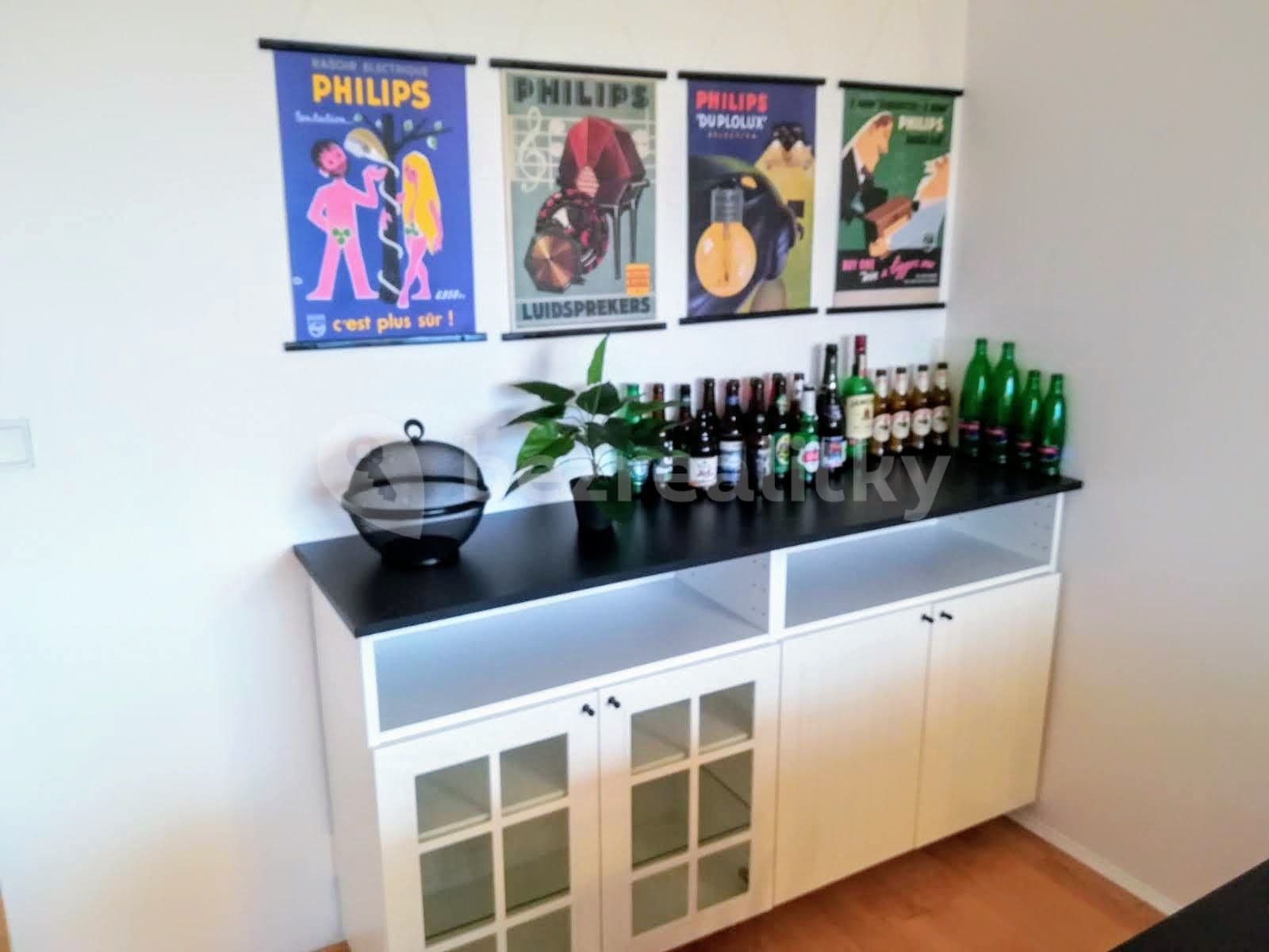 Prenájom bytu 1-izbový 59 m², Plzeň, Plzeňský kraj Prenájom bytu 1-izbový 59 m², Plzeň, Plzeňský kraj