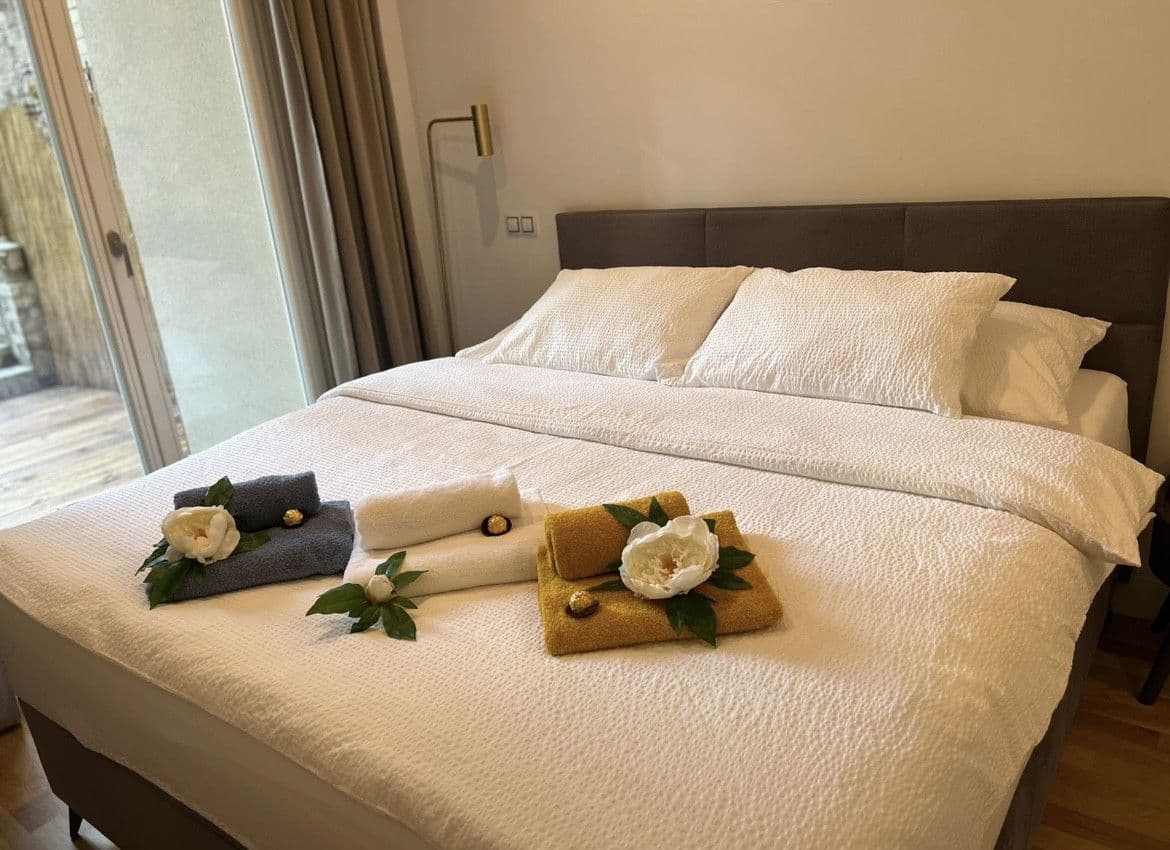 Prenájom bytu 70 m², U Rajské zahrady, Praha, Praha Prenájom bytu 70 m², U Rajské zahrady, Praha, Praha