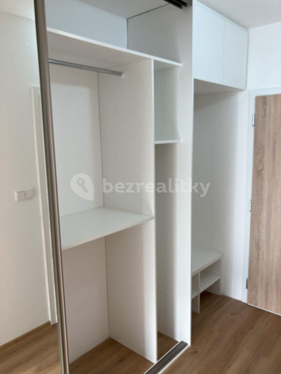 Prenájom bytu 2-izbový 49 m², Kettnerova, Praha, Praha