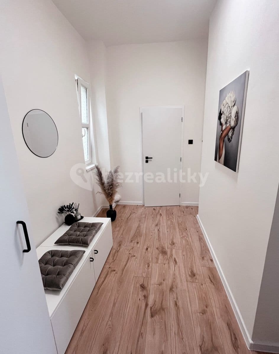 Prenájom bytu 2-izbový 48 m², Kovářská, Praha, Praha Prenájom bytu 2-izbový 48 m², Kovářská, Praha, Praha