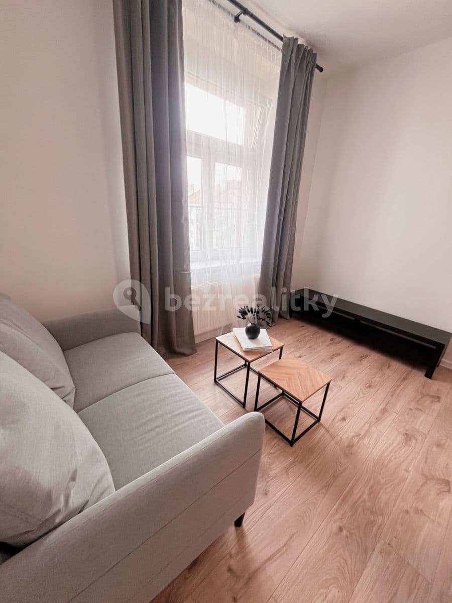 Prenájom bytu 2-izbový 48 m², Kovářská, Praha, Praha Prenájom bytu 2-izbový 48 m², Kovářská, Praha, Praha