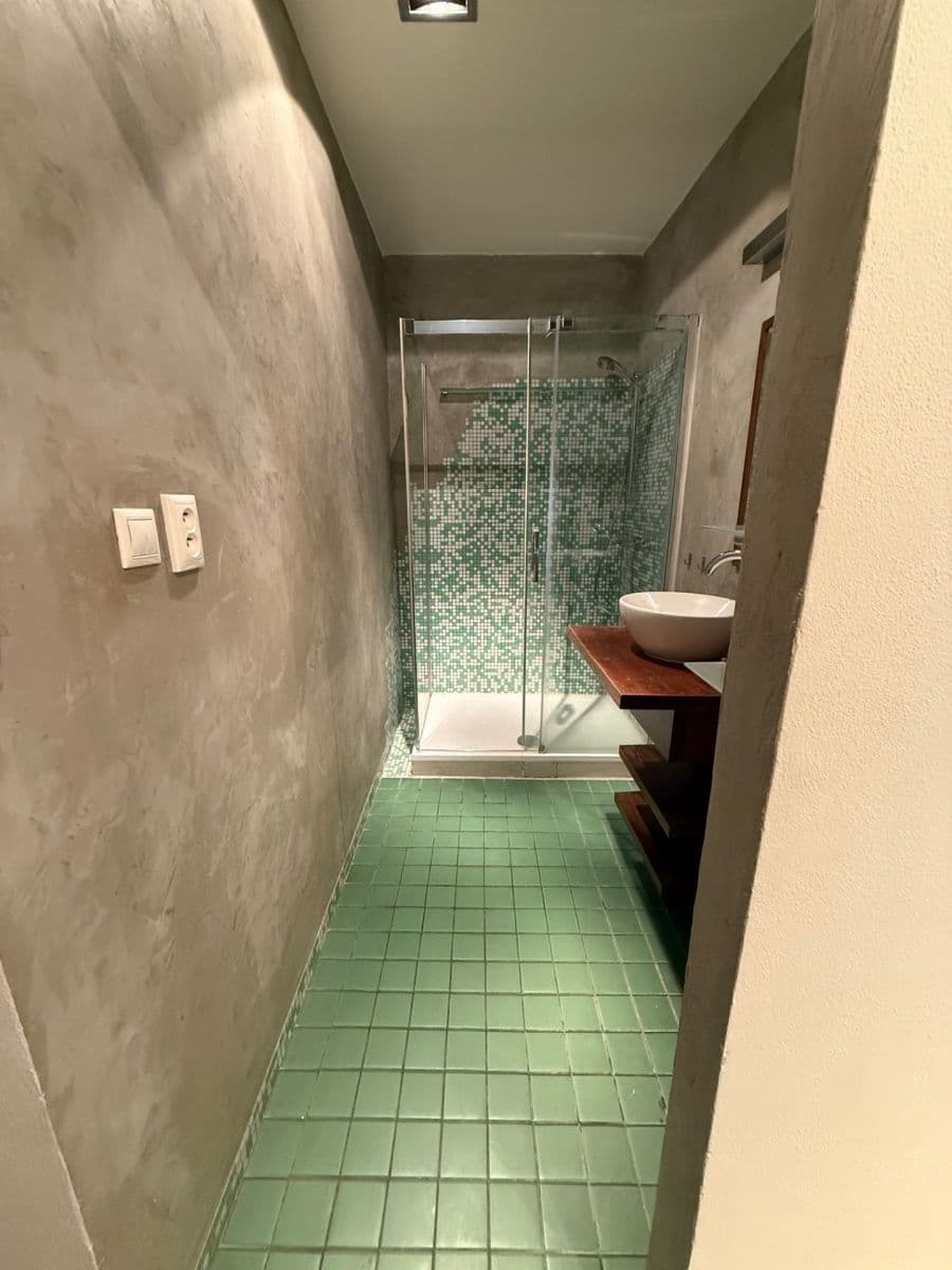 Prenájom bytu 2-izbový 57 m², Šlikova, Praha, Praha Prenájom bytu 2-izbový 57 m², Šlikova, Praha, Praha