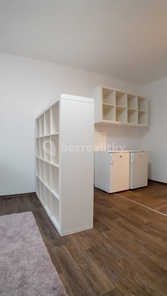 Prenájom bytu 1-izbový 41 m², Spojařů, Praha, Praha