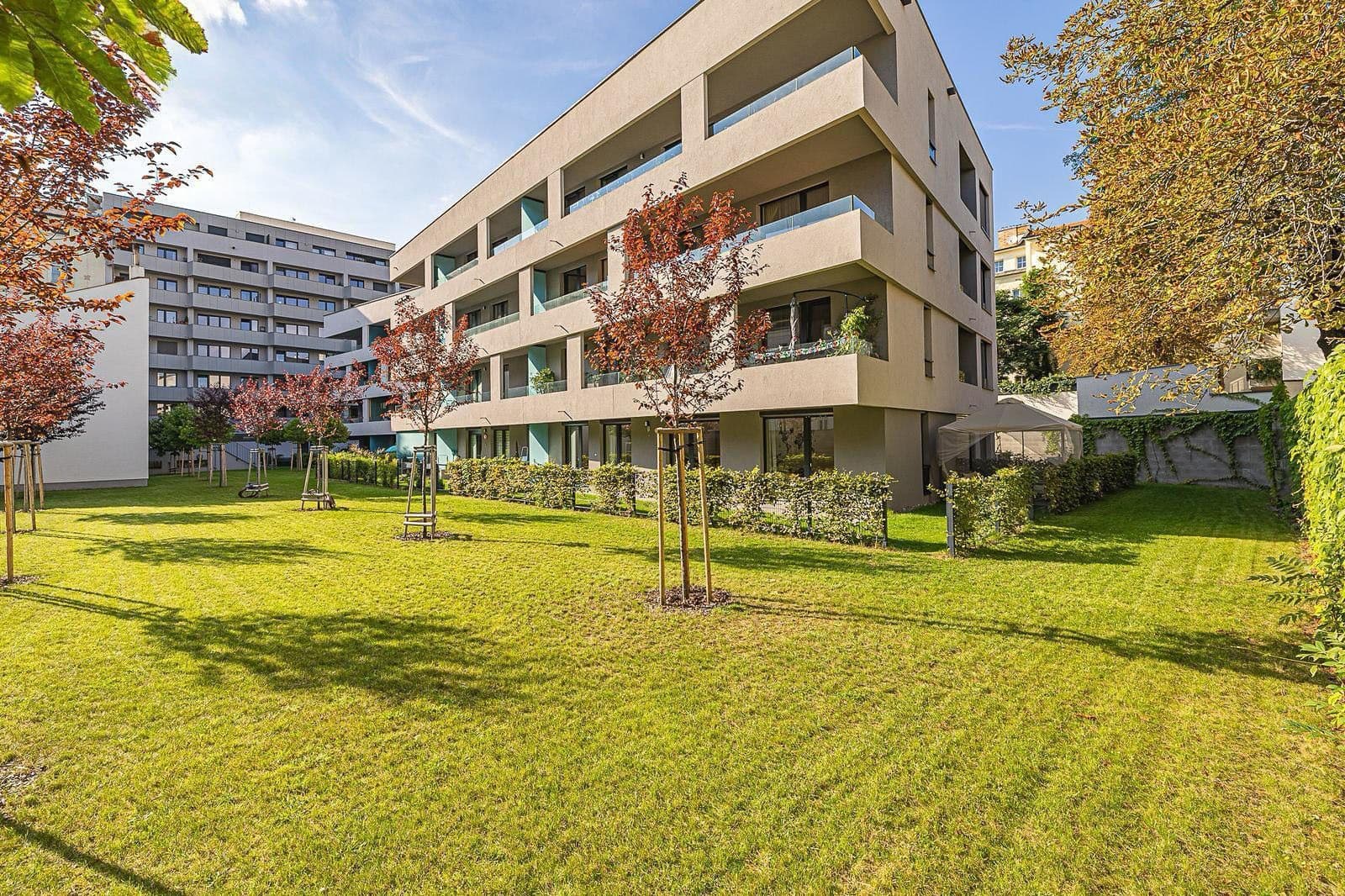 Predaj bytu 3-izbový 86 m², Dělnická, Praha, Praha Predaj bytu 3-izbový 86 m², Dělnická, Praha, Praha