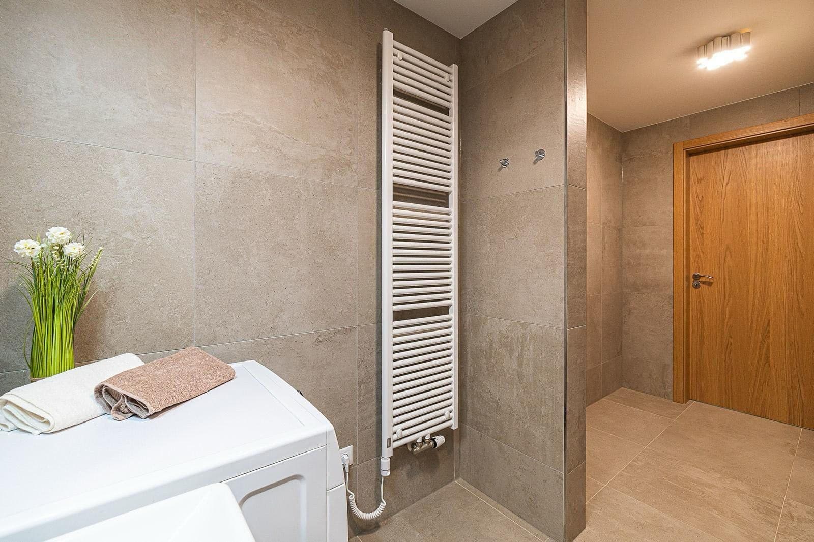 Predaj bytu 3-izbový 86 m², Dělnická, Praha, Praha Predaj bytu 3-izbový 86 m², Dělnická, Praha, Praha