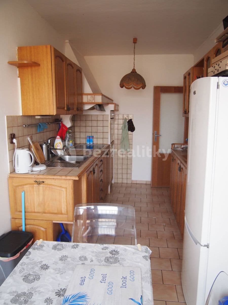 Prenájom bytu 3-izbový 80 m², Tusarova, Praha, Praha Prenájom bytu 3-izbový 80 m², Tusarova, Praha, Praha