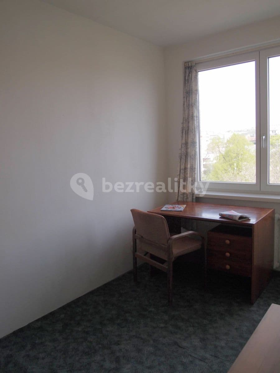 Prenájom bytu 3-izbový 80 m², Tusarova, Praha, Praha Prenájom bytu 3-izbový 80 m², Tusarova, Praha, Praha