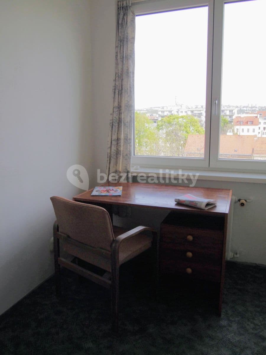 Prenájom bytu 3-izbový 80 m², Tusarova, Praha, Praha Prenájom bytu 3-izbový 80 m², Tusarova, Praha, Praha