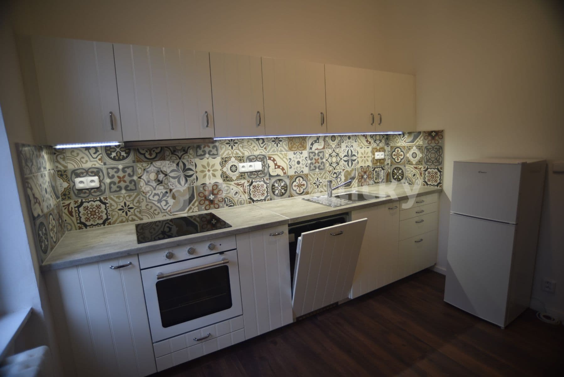 Prenájom bytu 3-izbový 78 m², Svatoslavova, Praha, Praha Prenájom bytu 3-izbový 78 m², Svatoslavova, Praha, Praha