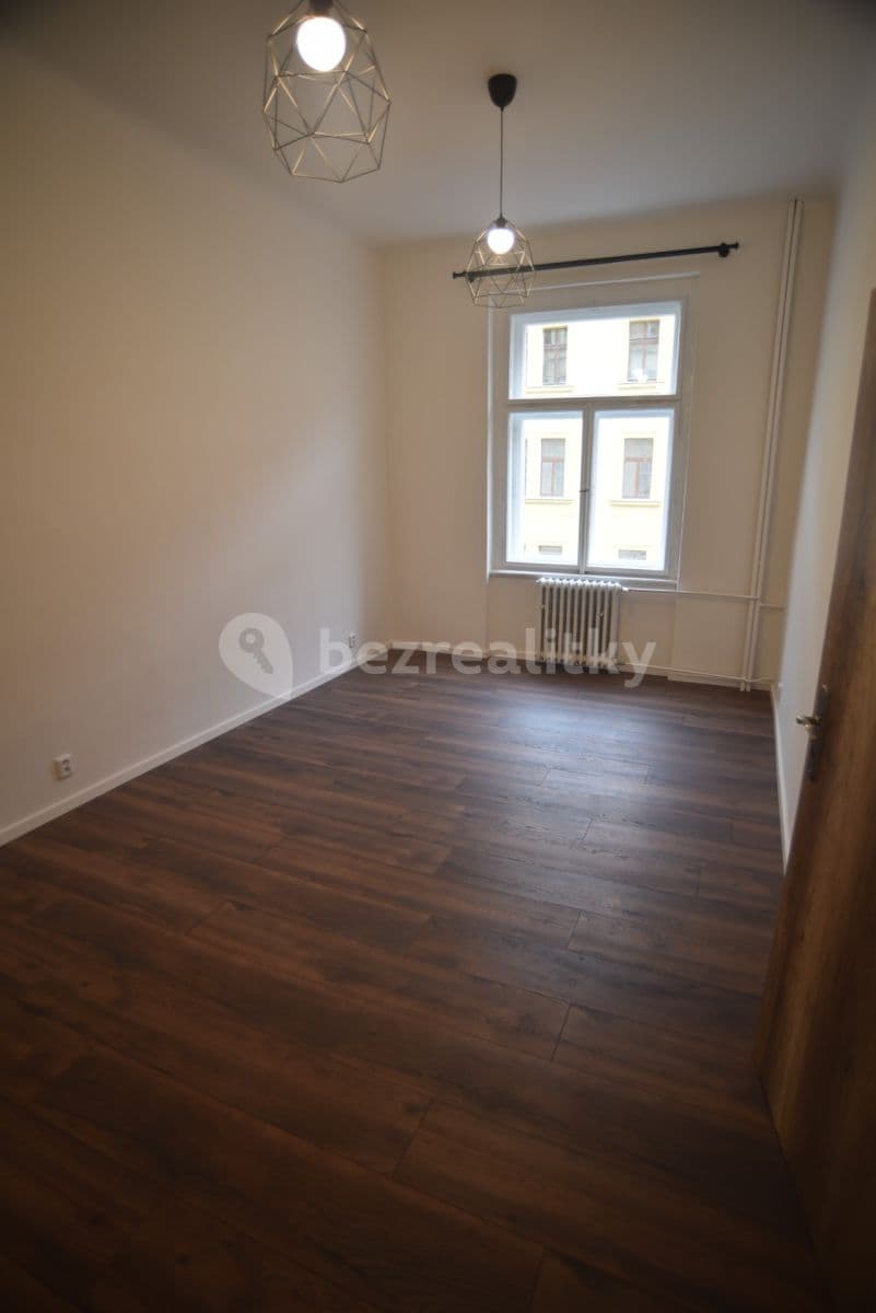 Prenájom bytu 3-izbový 78 m², Svatoslavova, Praha, Praha Prenájom bytu 3-izbový 78 m², Svatoslavova, Praha, Praha