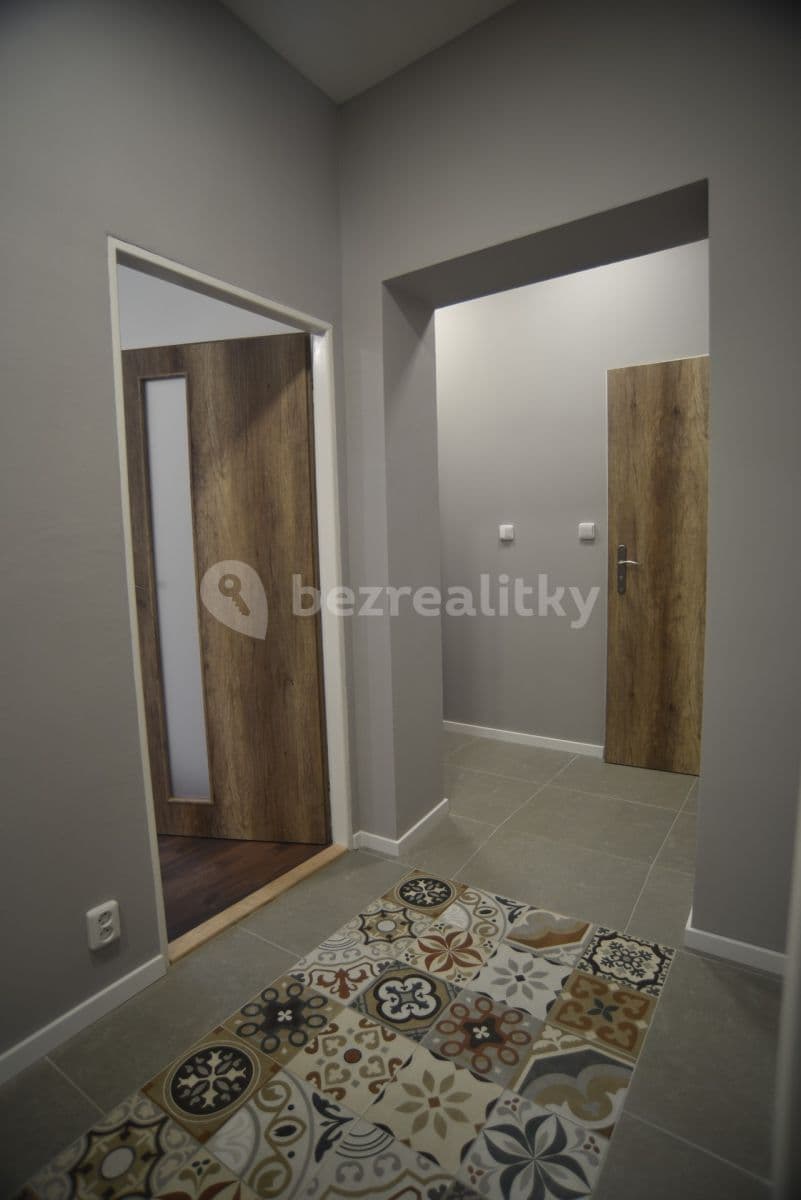 Prenájom bytu 3-izbový 78 m², Svatoslavova, Praha, Praha Prenájom bytu 3-izbový 78 m², Svatoslavova, Praha, Praha