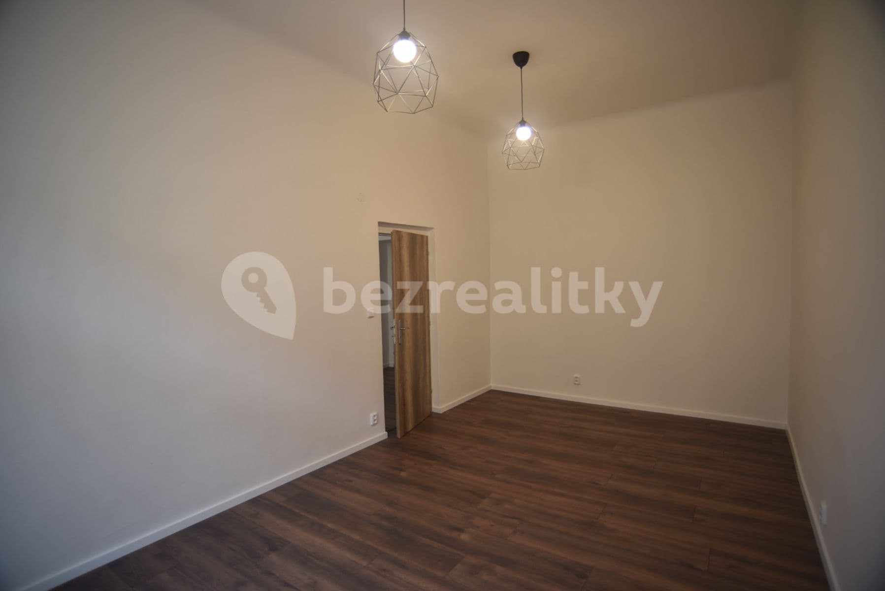 Prenájom bytu 3-izbový 78 m², Svatoslavova, Praha, Praha Prenájom bytu 3-izbový 78 m², Svatoslavova, Praha, Praha