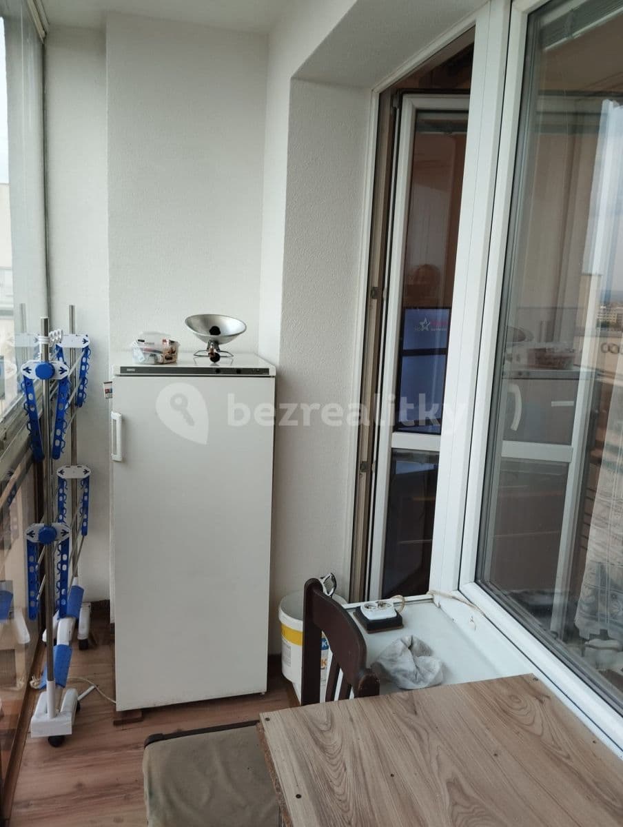 Prenájom bytu Garsoniéra 28 m², Černého, Praha, Praha Prenájom bytu Garsoniéra 28 m², Černého, Praha, Praha
