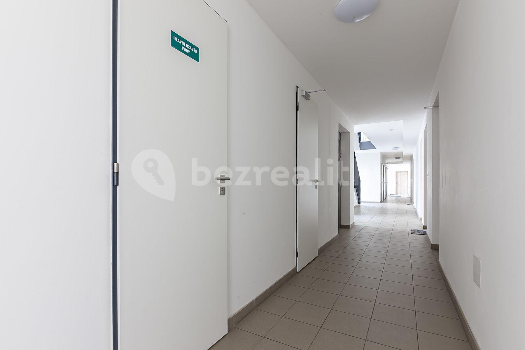 Predaj bytu 4-izbový 96 m², U Parketárny, Unhošť, Středočeský kraj