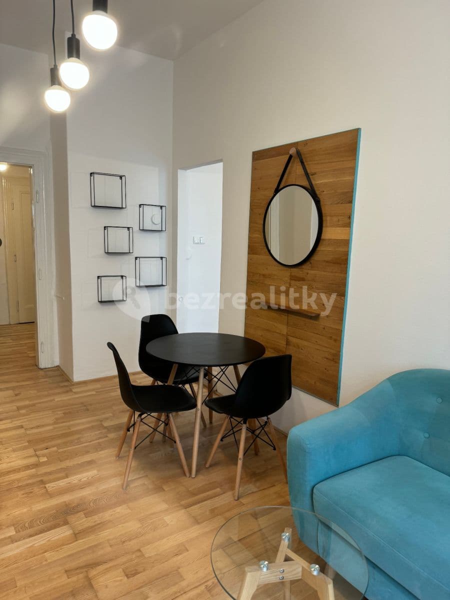 Prenájom bytu 2-izbový 40 m², Radhošťská, Praha, Praha Prenájom bytu 2-izbový 40 m², Radhošťská, Praha, Praha