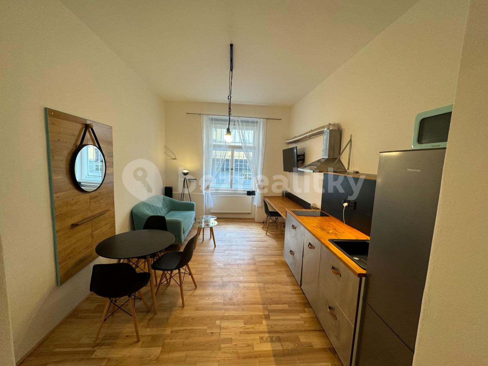 Prenájom bytu 2-izbový 40 m², Radhošťská, Praha, Praha Prenájom bytu 2-izbový 40 m², Radhošťská, Praha, Praha
