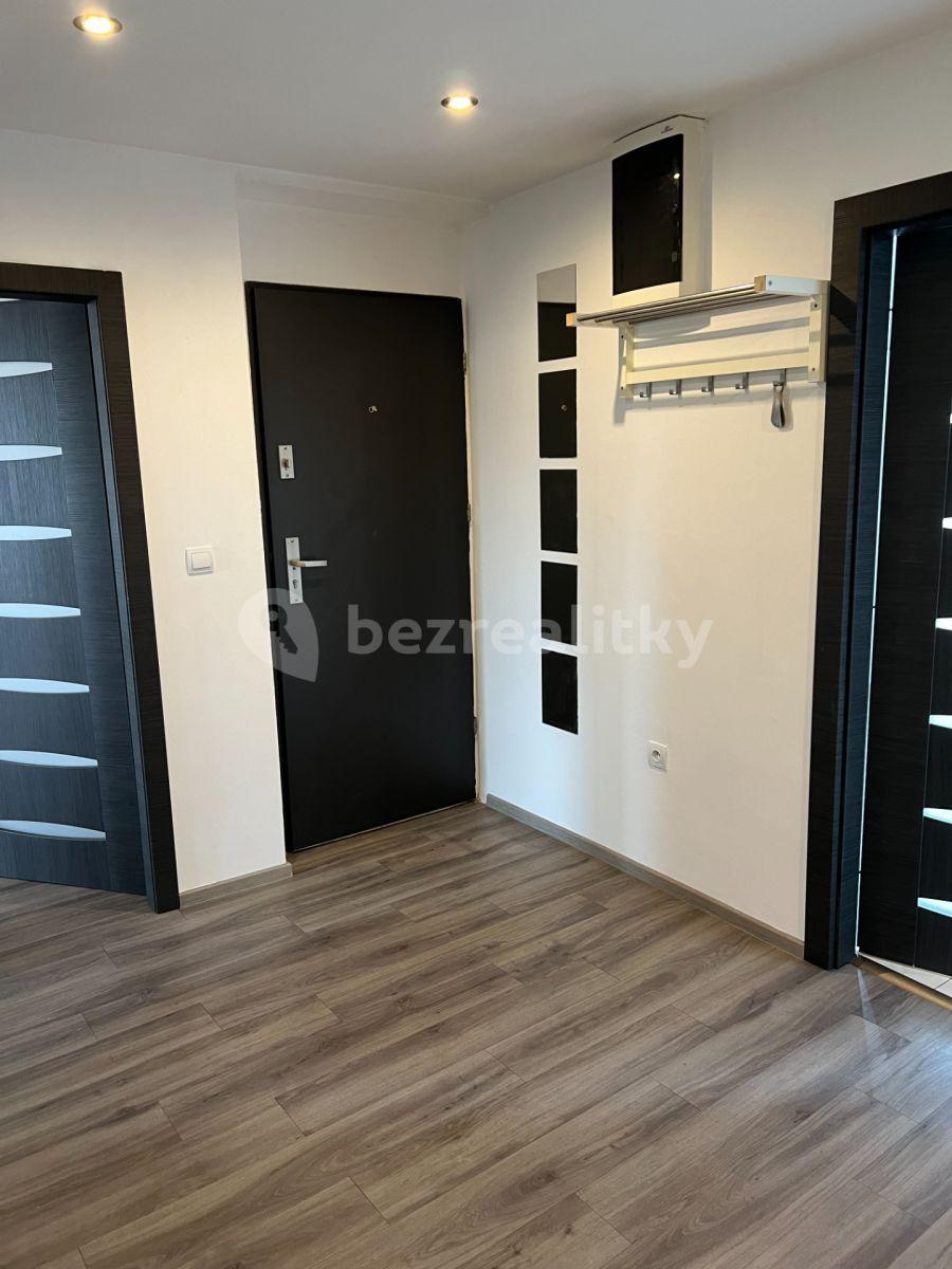 Prenájom bytu 3-izbový 71 m², Boháčova, Pardubice, Pardubický kraj