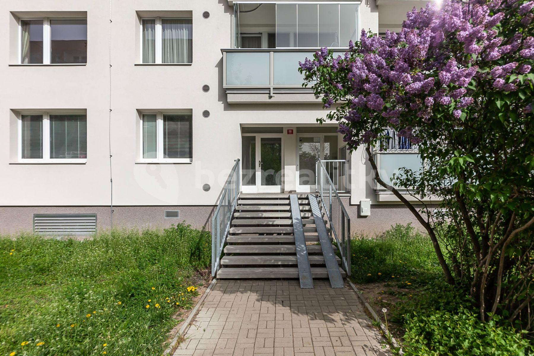Prenájom bytu 2-izbový 42 m², Krškova, Praha, Praha