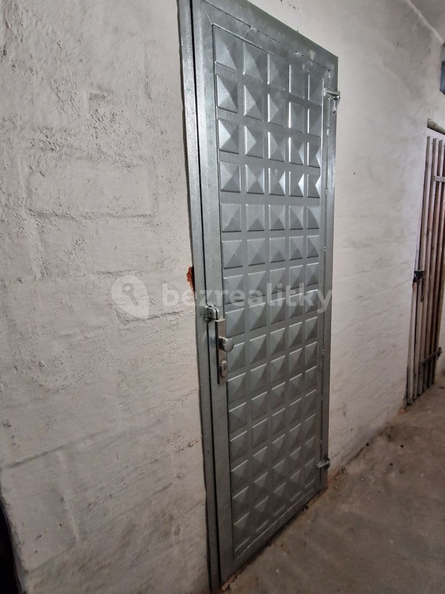 Prenájom bytu 2-izbový 50 m², U Lomů, Plzeň, Plzeňský kraj Prenájom bytu 2-izbový 50 m², U Lomů, Plzeň, Plzeňský kraj