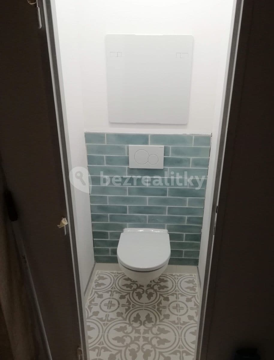 Prenájom bytu 2-izbový 50 m², U Lomů, Plzeň, Plzeňský kraj Prenájom bytu 2-izbový 50 m², U Lomů, Plzeň, Plzeňský kraj