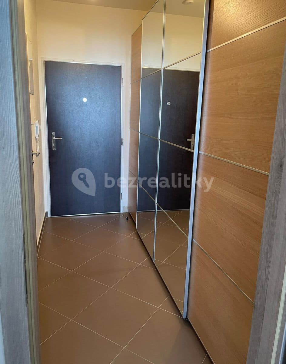 Prenájom bytu 1-izbový 33 m², Štanderova, Praha, Praha Prenájom bytu 1-izbový 33 m², Štanderova, Praha, Praha