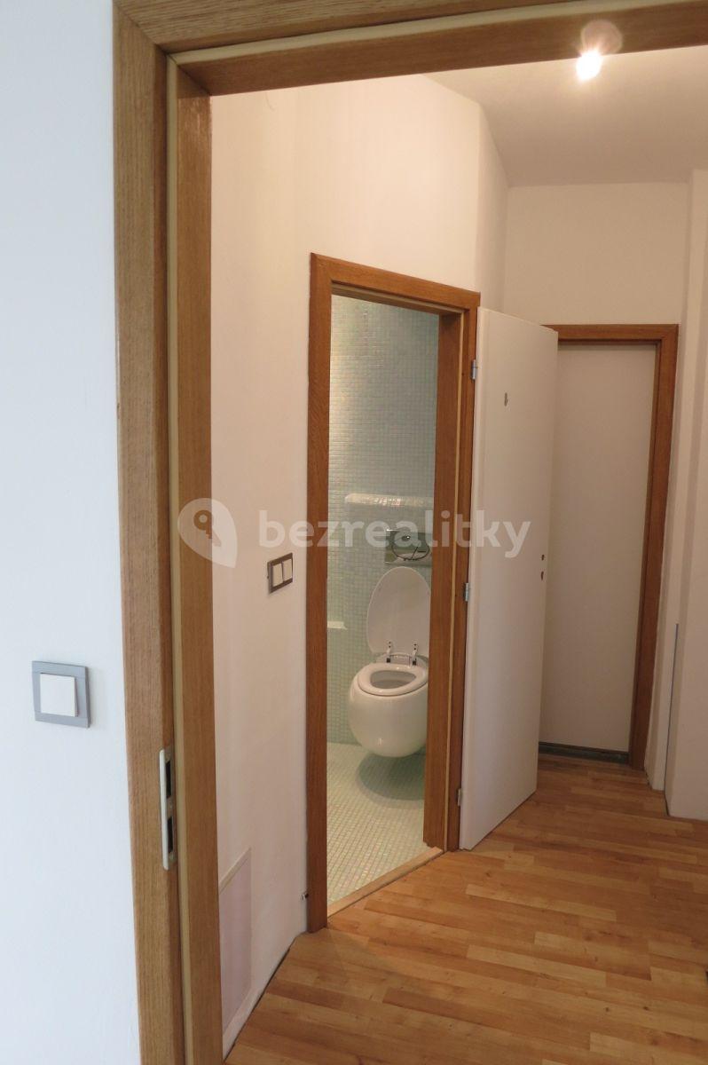 Predaj bytu 2-izbový 34 m², Kroupova, Praha, Praha
