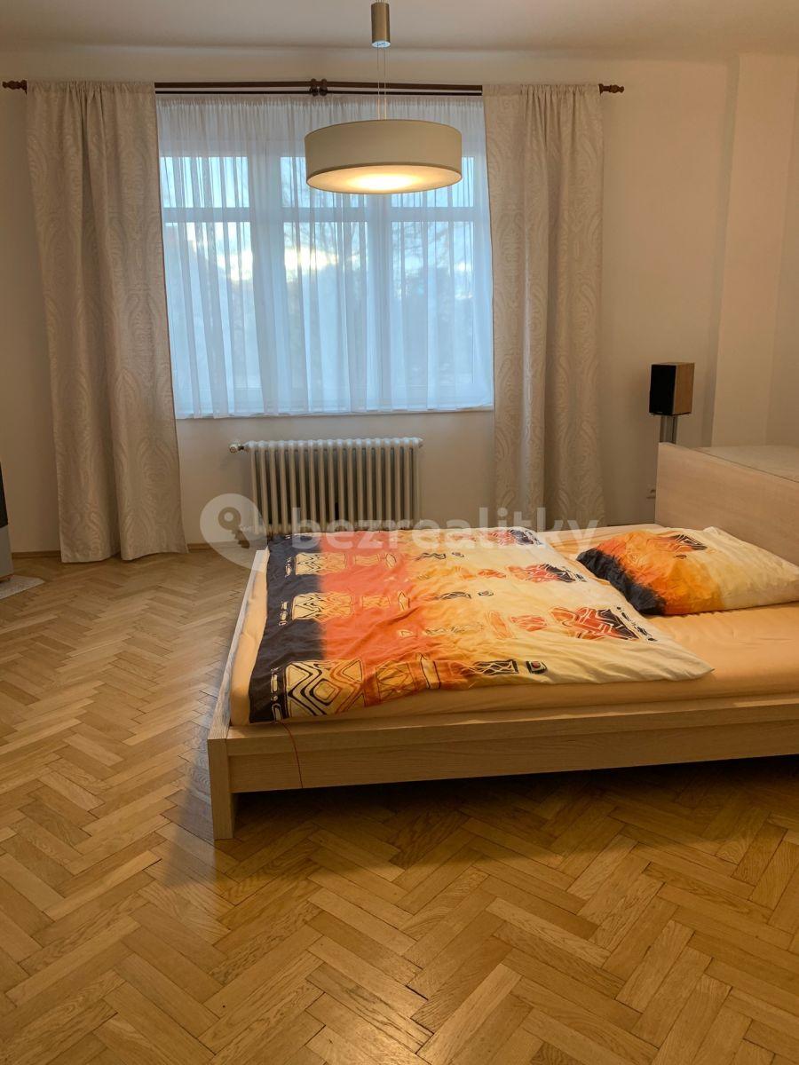 Prenájom bytu 2-izbový 83 m², Ortenovo náměstí, Praha, Praha