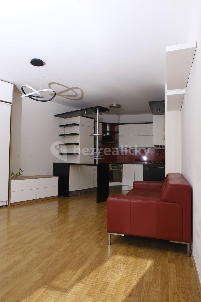 Prenájom bytu 2-izbový 59 m², Symfonická, Praha, Praha