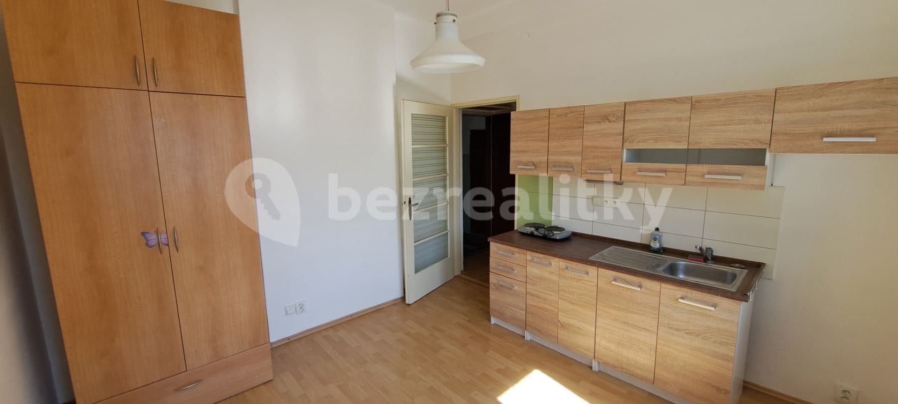 Prenájom bytu 1-izbový 20 m², Bělocerkevská, Praha, Praha Prenájom bytu 1-izbový 20 m², Bělocerkevská, Praha, Praha
