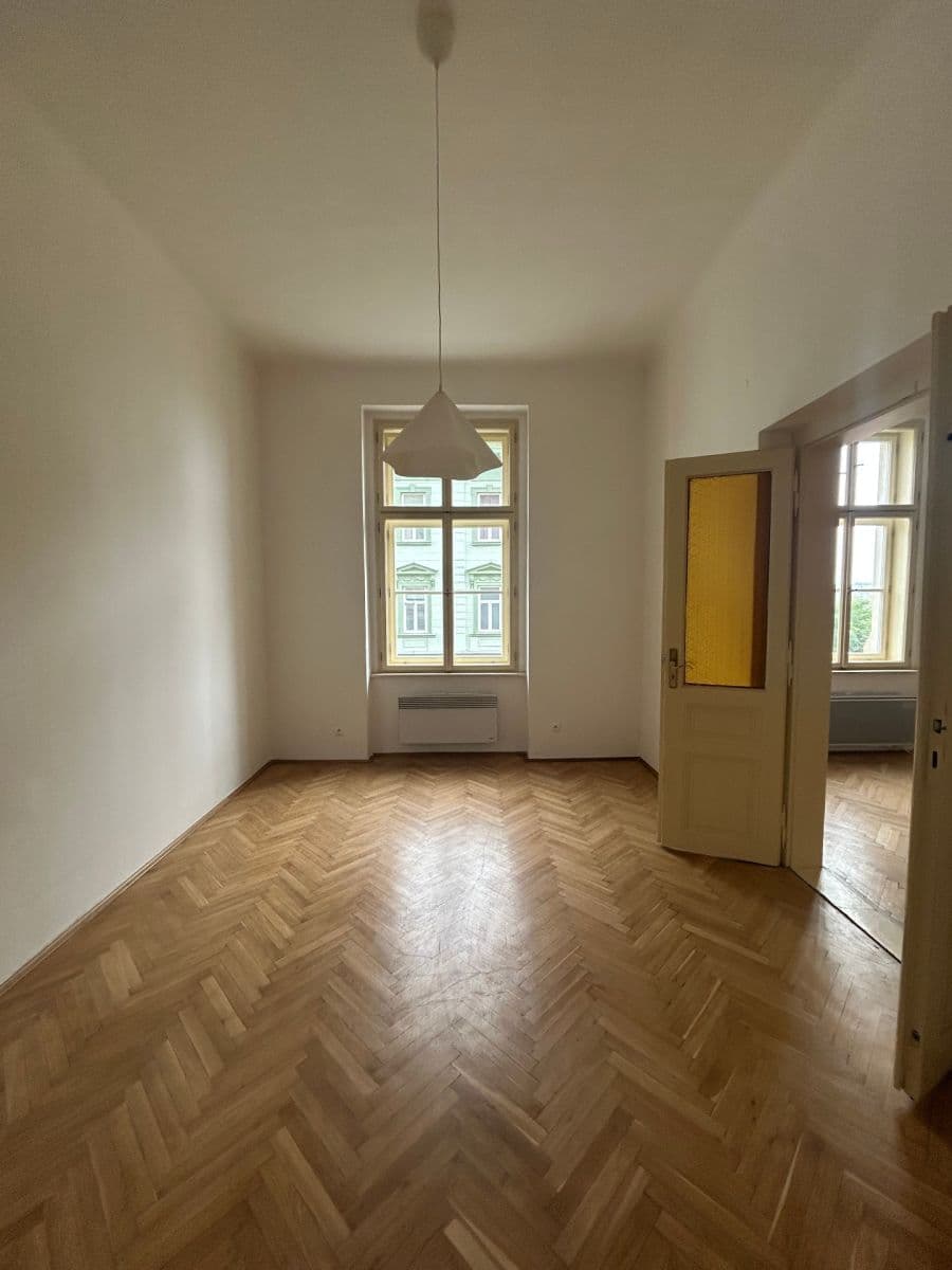 Prenájom bytu 2-izbový 55 m², Bubenská, Praha, Praha Prenájom bytu 2-izbový 55 m², Bubenská, Praha, Praha