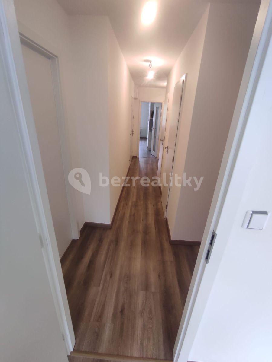 Predaj bytu 4-izbový 82 m², Španielova, Praha, Praha